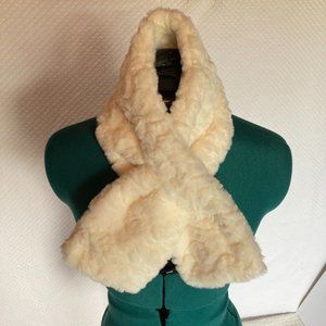 Faux Fur Loophole White Scarf